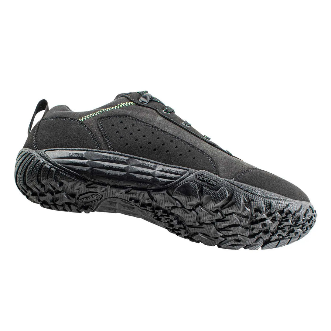 Belleville MM003 Mini-Mil Barefoot Minimalist Black Multicam Shoe, back outstep and sole view.