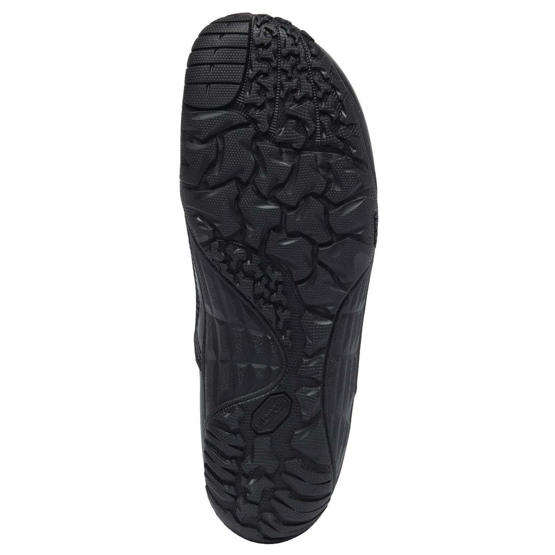 Belleville TR102 minimalist lightweight training boot sole.